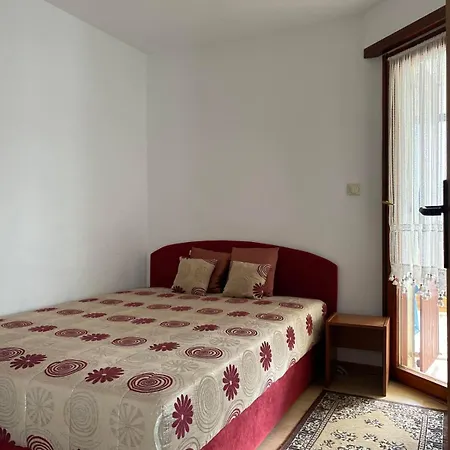 Pine Heaven - Cozy 2 Bedroom - Nature View 15m2 Balcony *