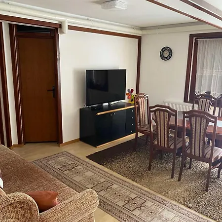 Pine Heaven - Cozy 2 Bedroom - Nature View 15m2 Balcony Apartament